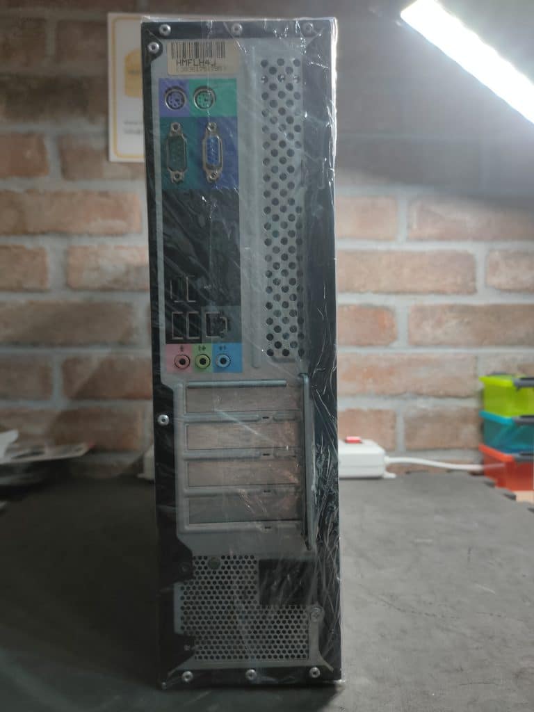 Dell Vostro 220S